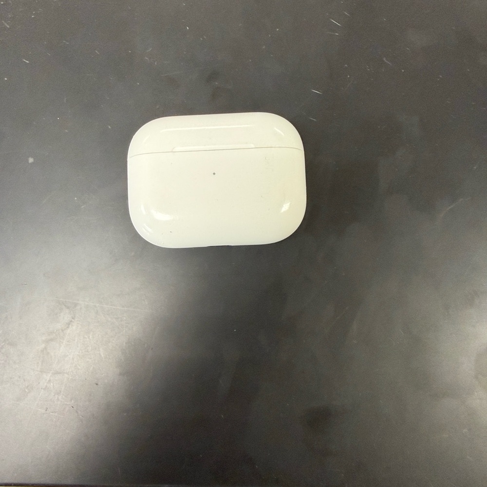 Apple White Wireless Earbuds
